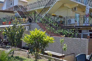 Гостевые дома Сириуса с бассейном, "Панорама" с бассейном