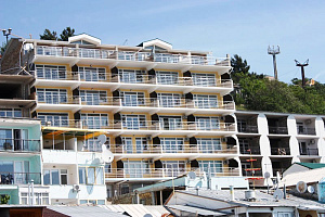 Отдых в Ялте с видом на море, "Ялта-Аквамарин" мини-отель с видом на море
