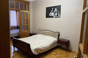 Семейный отдых в Абхазии, 3х-комнатная Генерала Дбар 12 семейные
