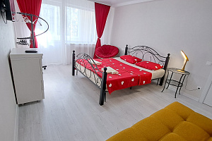 Отели Пятигорска с собственным пляжем, "White Room на Калинина 2/3" 1-комнатная с собственным пляжем