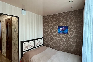 Гостиница в , 2х-комнатная Жуковского 37 - фото