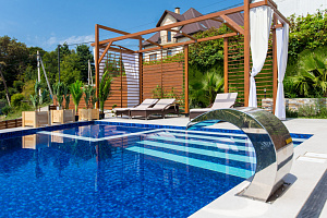 Дома в Адлере с бассейном, "Вилла Панорама" коттедж с бассейном - цены