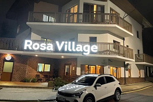 Отели Роза Хутор с собственным пляжем, "Rosa Village Hotel Rosa Khutor" с собственным пляжем