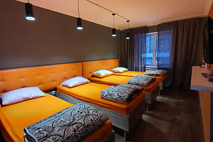 Мотели в Зеленодольске, 2х-комнатная Первомайская 9 эт 1 мотель - забронировать номер