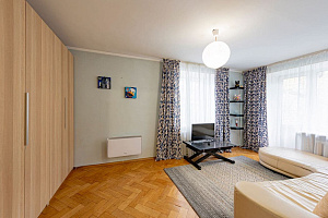 Мотели в Химках, "RELAX APART вместимостью до 4 человек с балконом" 2х-комнатная мотель - забронировать номер