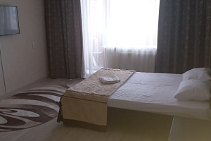 Дома Магнитогорска с бассейном, "Просторная на Жукова" 1-комнатная с бассейном - цены