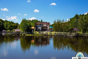Базы отдыха Краснодарского края с крытым бассейном, "Fishing Family" с крытым бассейном - фото