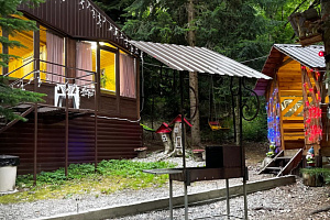 Дома Архыза в лесу, "Шале Хаус" 2а под-ключ в лесу - снять