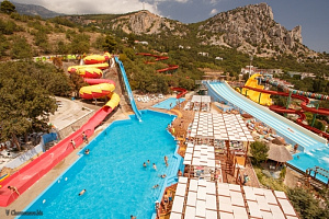 Отдых в Симеизе с бассейном, "Аквапарк Симеиз" гостевой комплекс с бассейном