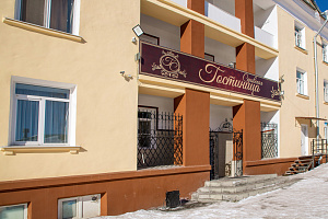 Гостиница в , "Серовская" - цены
