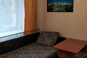Гостиницы Нижнего Новгорода с балконом, "СВЕЖО! Basic - В Спальном Районе"-студия с балконом