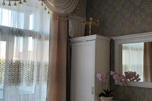 Квартиры Рыбинска на месяц, "Королевская Лилия" 2х-комнатная на месяц - снять