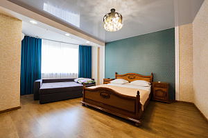 Гостиницы Самары недорого, 2х-комнатная Революционная 3 недорого