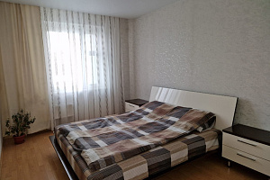 Квартиры Томска на месяц, "Рабочей 45" 3х-комнатная на месяц - фото