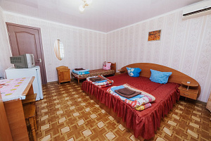 Отель в , "Фрунзенец" - фото