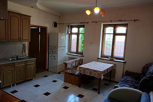 Виллы в Ставропольском крае, 3х-комнатная Терская 6 вилла - снять
