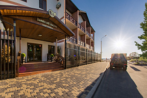 Гостиницы Краснодарского края с крытым бассейном, "Золотой берег" с крытым бассейном