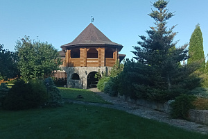 Дома Петергофа в горах, "Домик в Князеве" в горах - снять