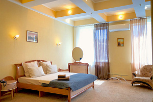 Отели Алушты 3 звезды, "Peshera Hotel" 3 звезды