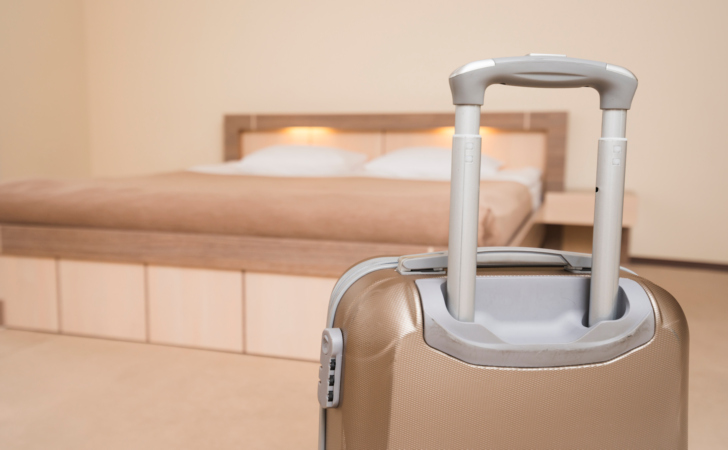 номер с кроватью