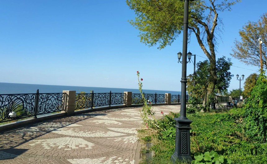 Таганрогская набережная