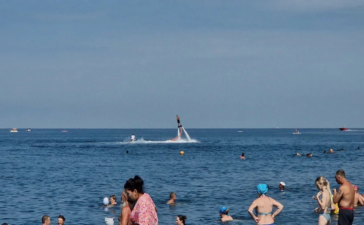 Водное развлечение флайборд