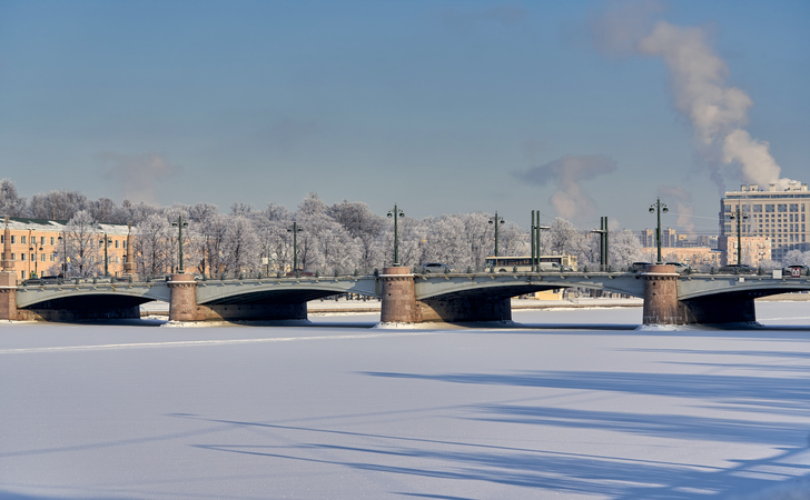 Крестовский остров