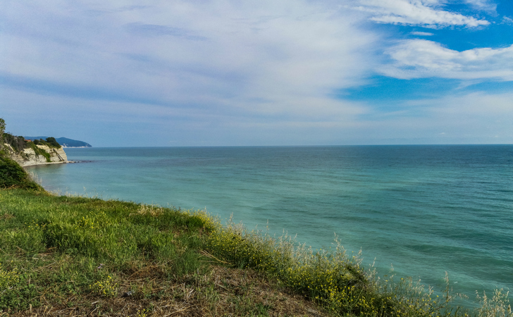 Вид на океан с Голубой Бухты