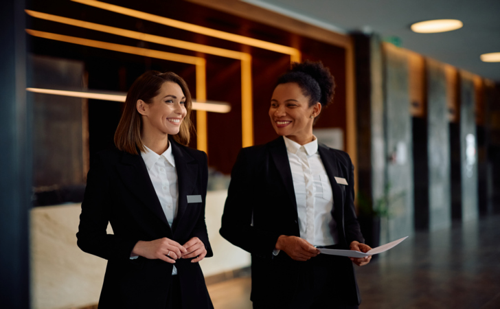 администратор мини-отеля