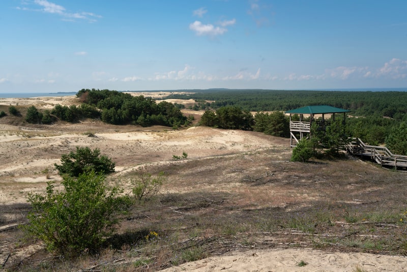 Дикий пляж у Балтийского моря