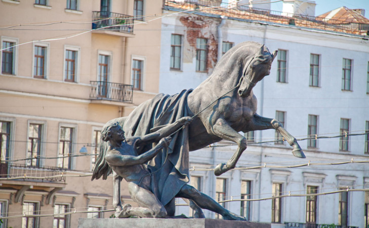 Аничков мост