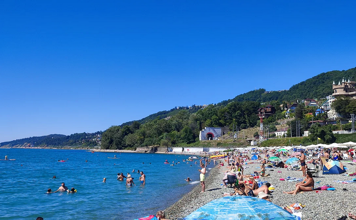 Пляж «Ласточка» в Сочи