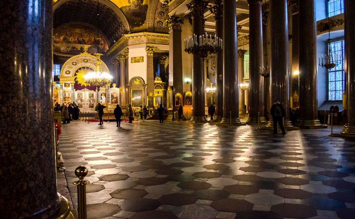 Служба в Казанском соборе