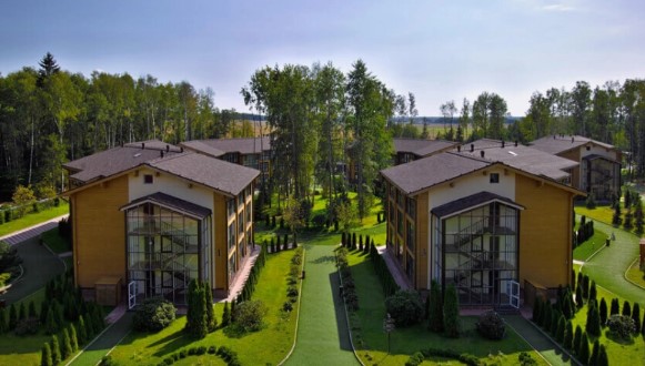 Les Art Resort