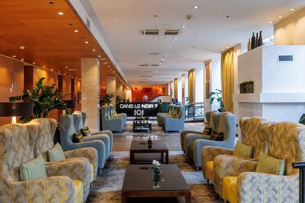 Palace Bridge Hotel