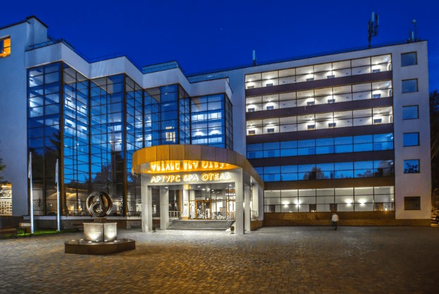 Артурс SPA Hotel