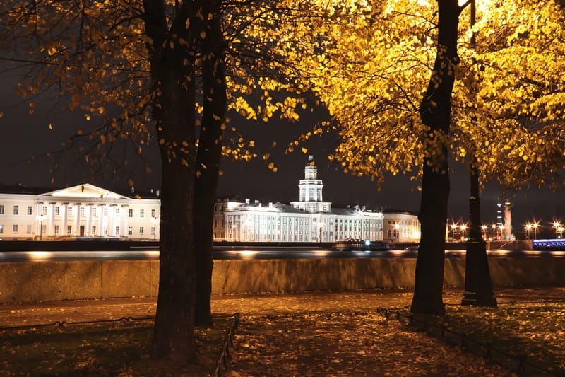 Санкт-Петербург осенью