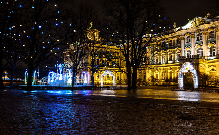 Дворцовая набережная