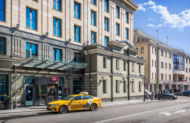 Гостиница и такси на улице Бахрушина Москва