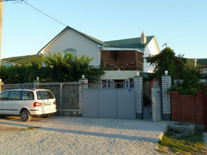 "Надежда" гостевой дом в Кабардинке - фото 1