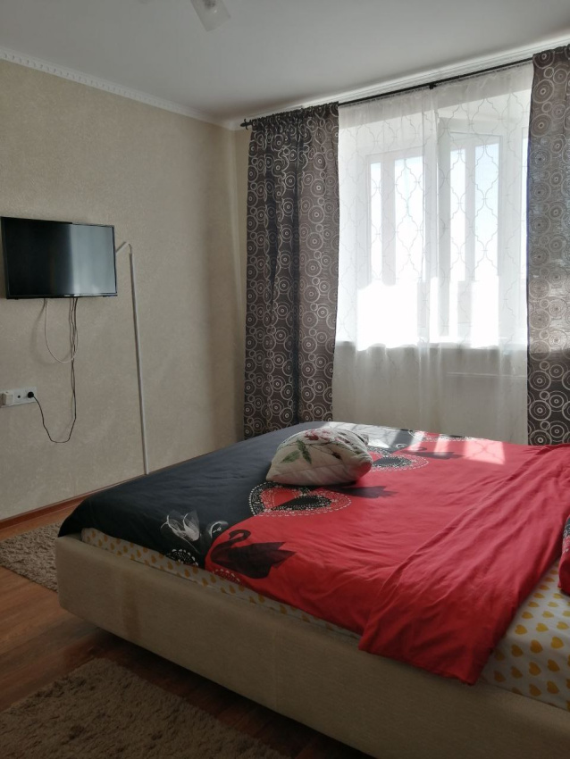 "Стильная" 1-комнатная квартира в Саратове - фото 3