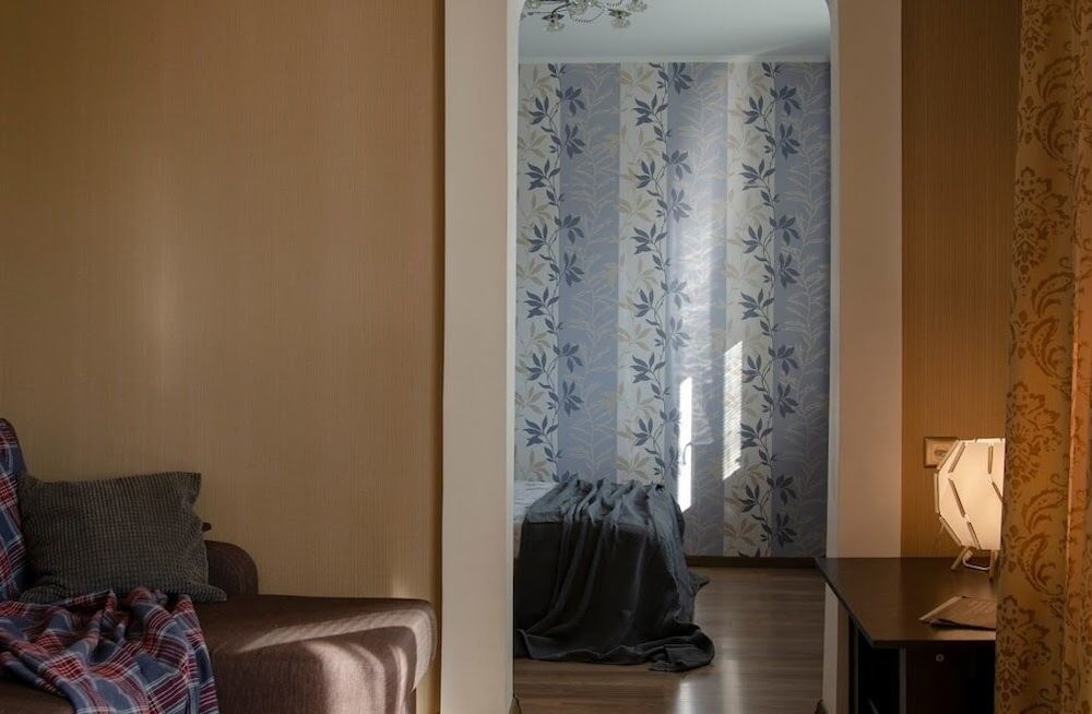 "В центре с прекрасным видом" 2х-комнатная квартира во Владивостоке - фото 2