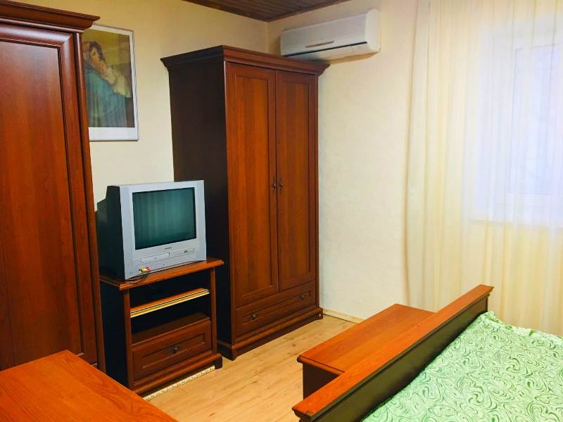 "С видом на море 2 этаж" 2х-комнатная квартира в Севастополе - фото 10