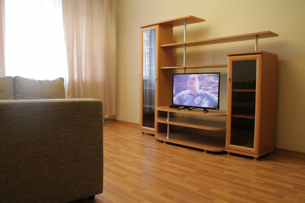 2х-комнатная квартира Радищева 27 в Тюмени - фото 2