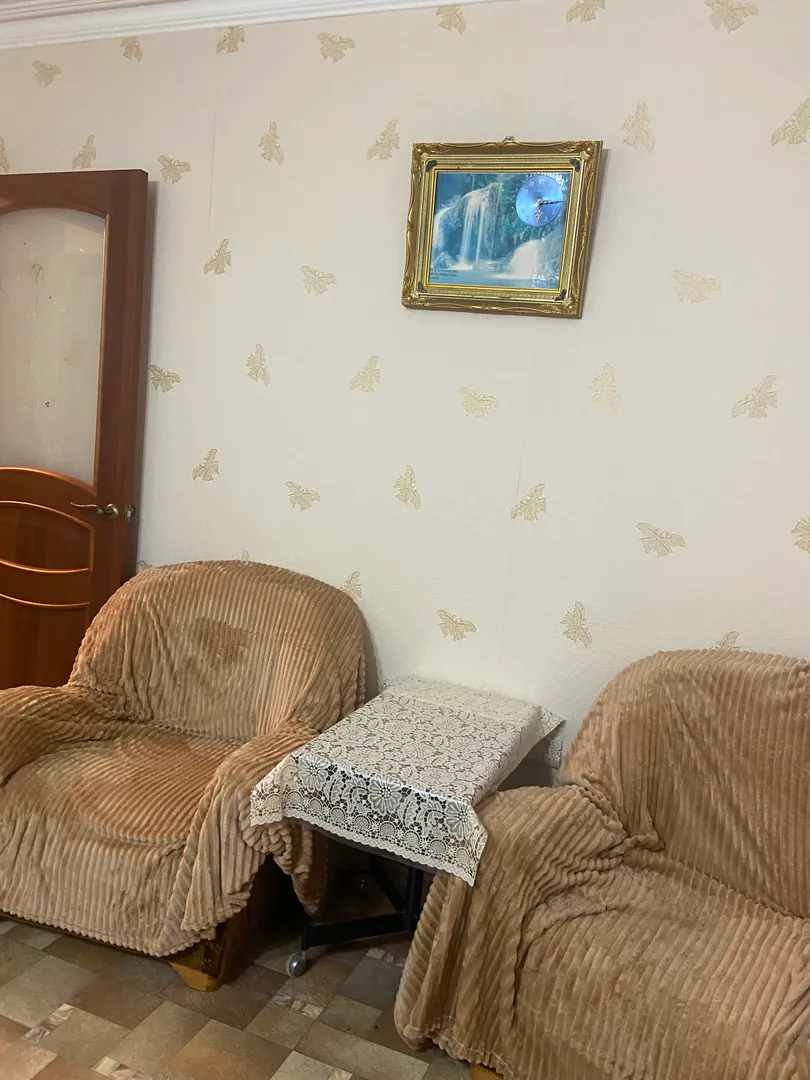 "Уютная для приезжих" 2х-комнатная квартира в Кизилюрте - фото 3