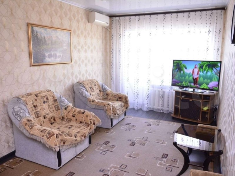 2х-комнатная квартира Володарского 107 в Соль-Илецке - фото 1