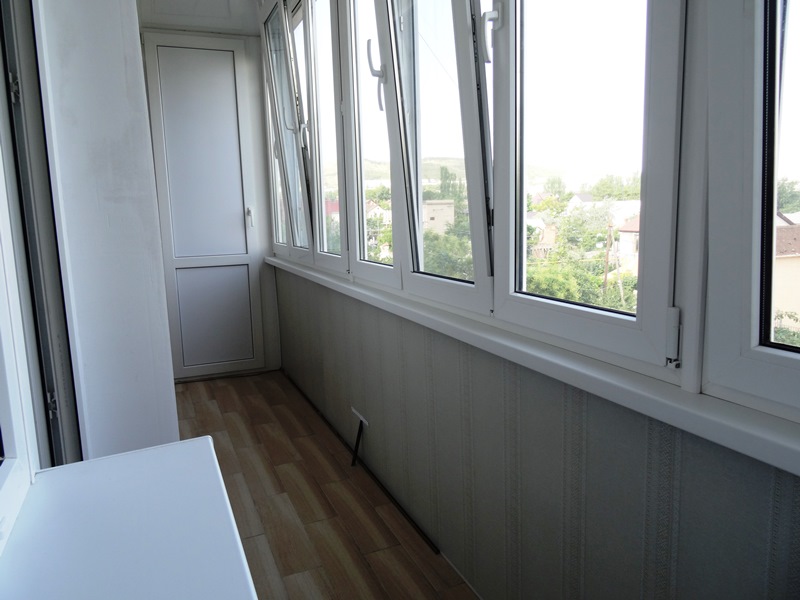 3х-комнатная квартира Старшинова 21 в Феодосии - фото 6