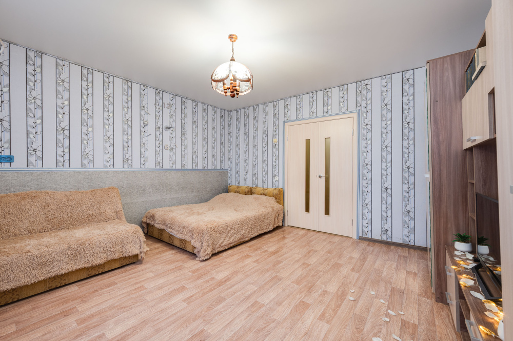 1-комнатная квартира Комаровского 6А в Челябинске - фото 6