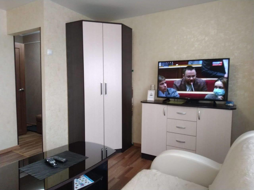 1-комнатная квартира Коминтерна 16 в Мурманске - фото 8