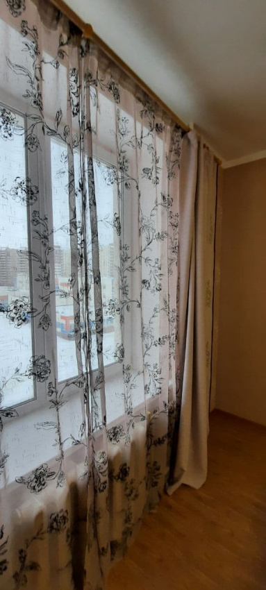 "Просторная" 1-комнатная квартира в Оренбурге - фото 4